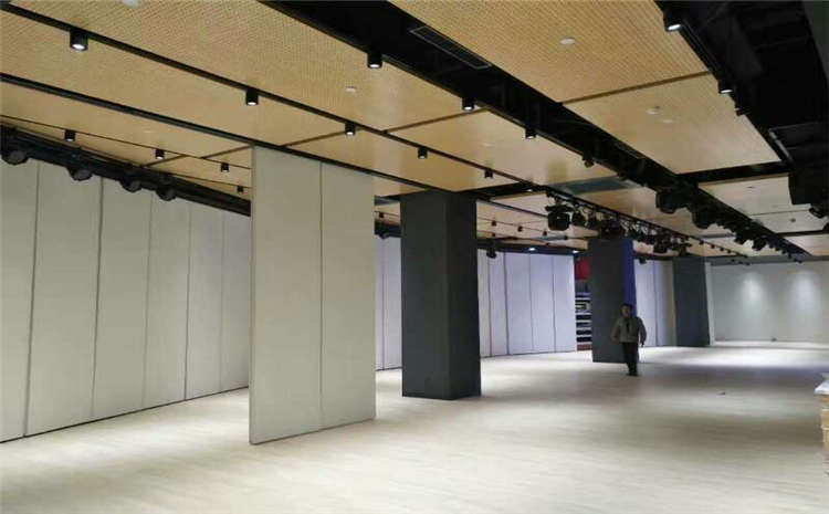 甘肅企口體育木地板施工技術